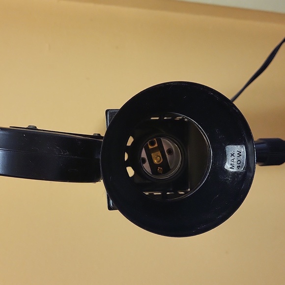 Vintage Style Black Movie Camera Lamp - Picture 3 of 6